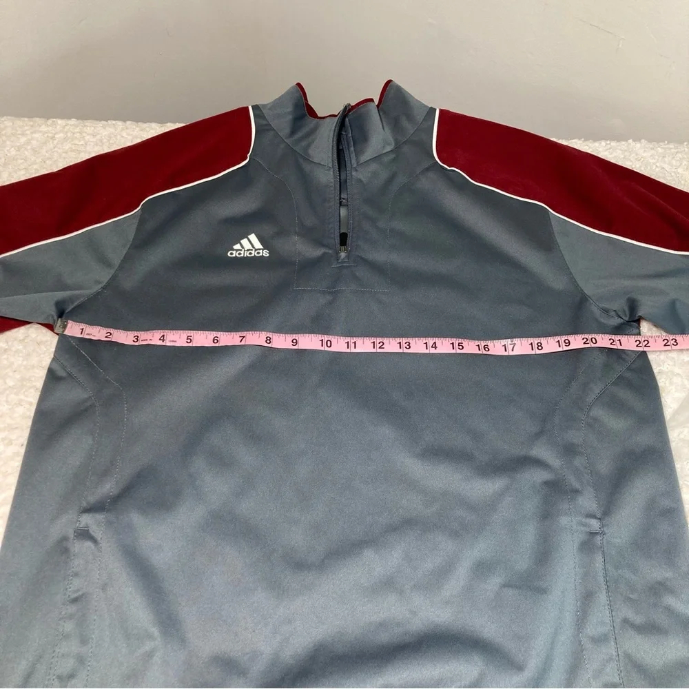 🔥 Adidas Athletic Pullover – Sporty Performance Style 🔥 - Picture 8 of 12